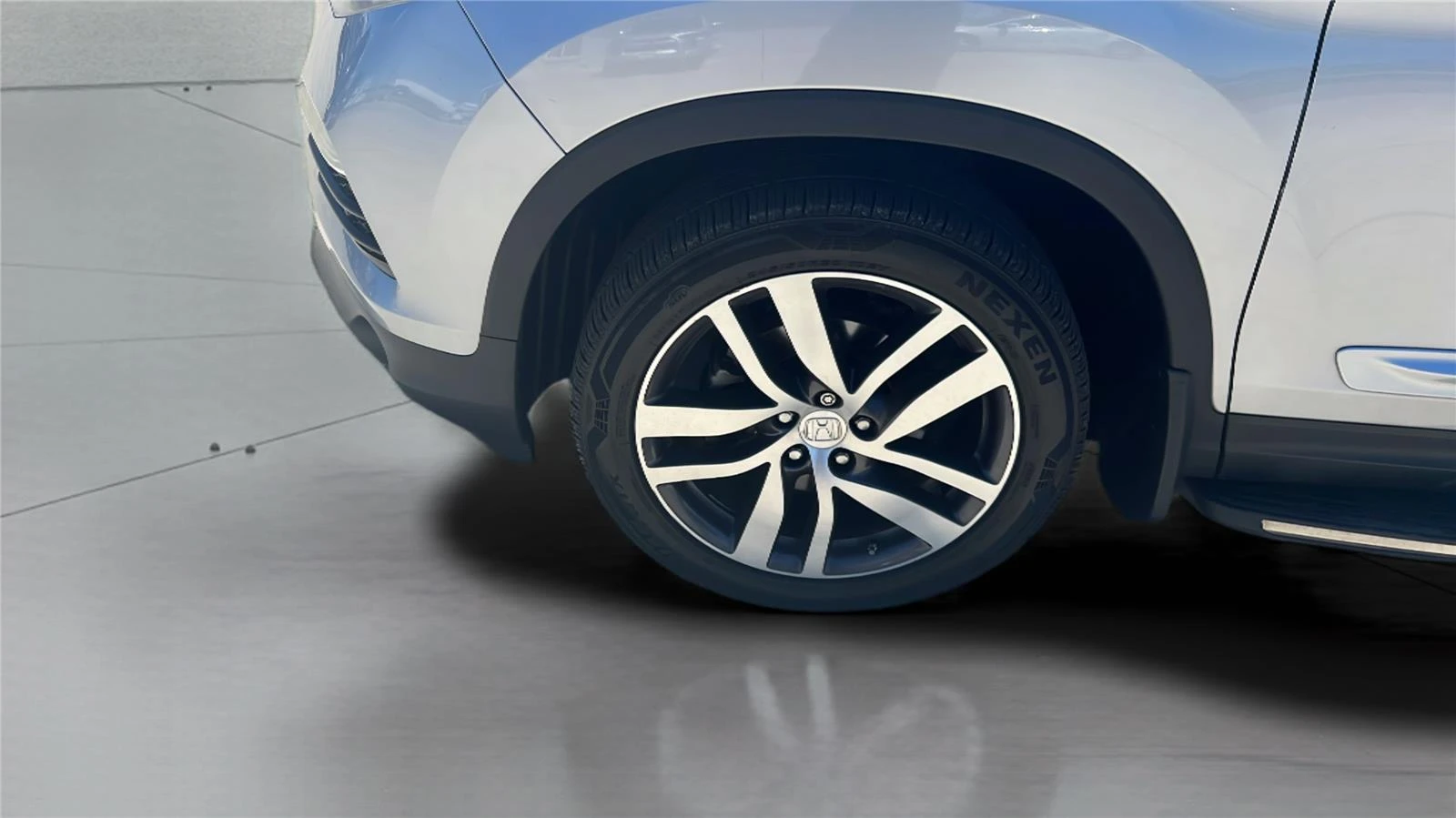 2016 Honda Pilot Elite - Photo 22
