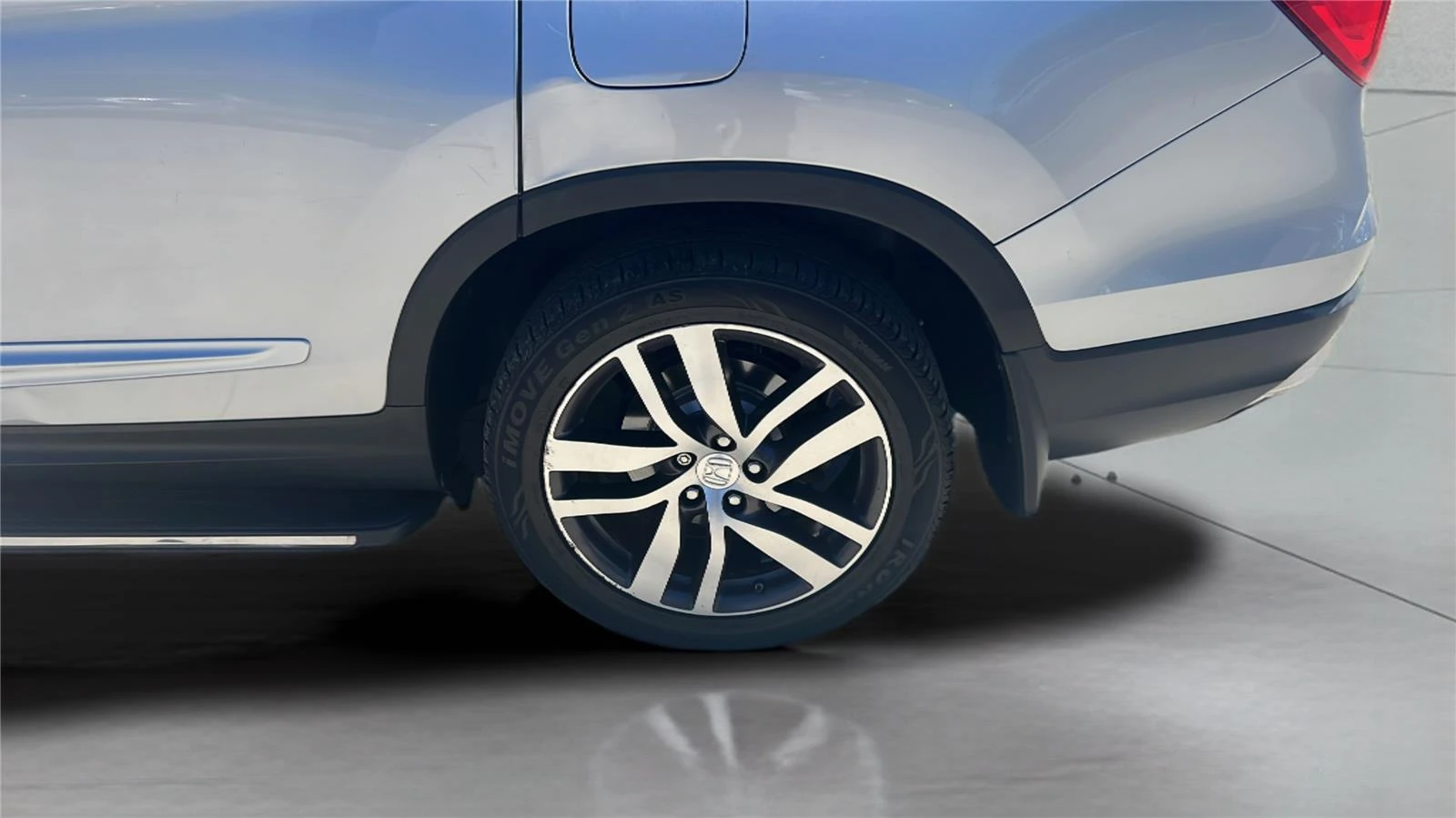 2016 Honda Pilot Elite - Photo 23