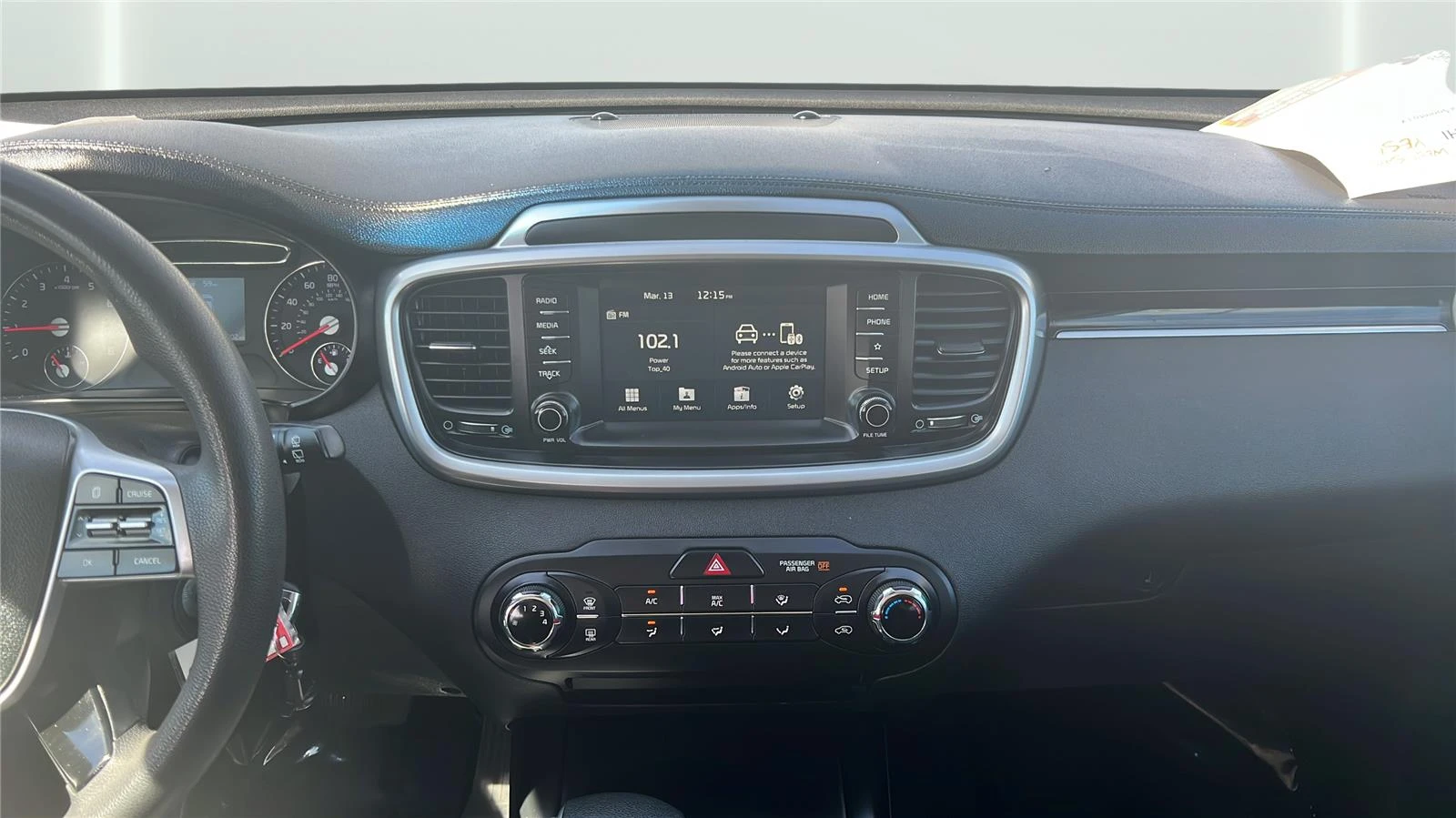 2020 Kia Sorento LX - Photo 9