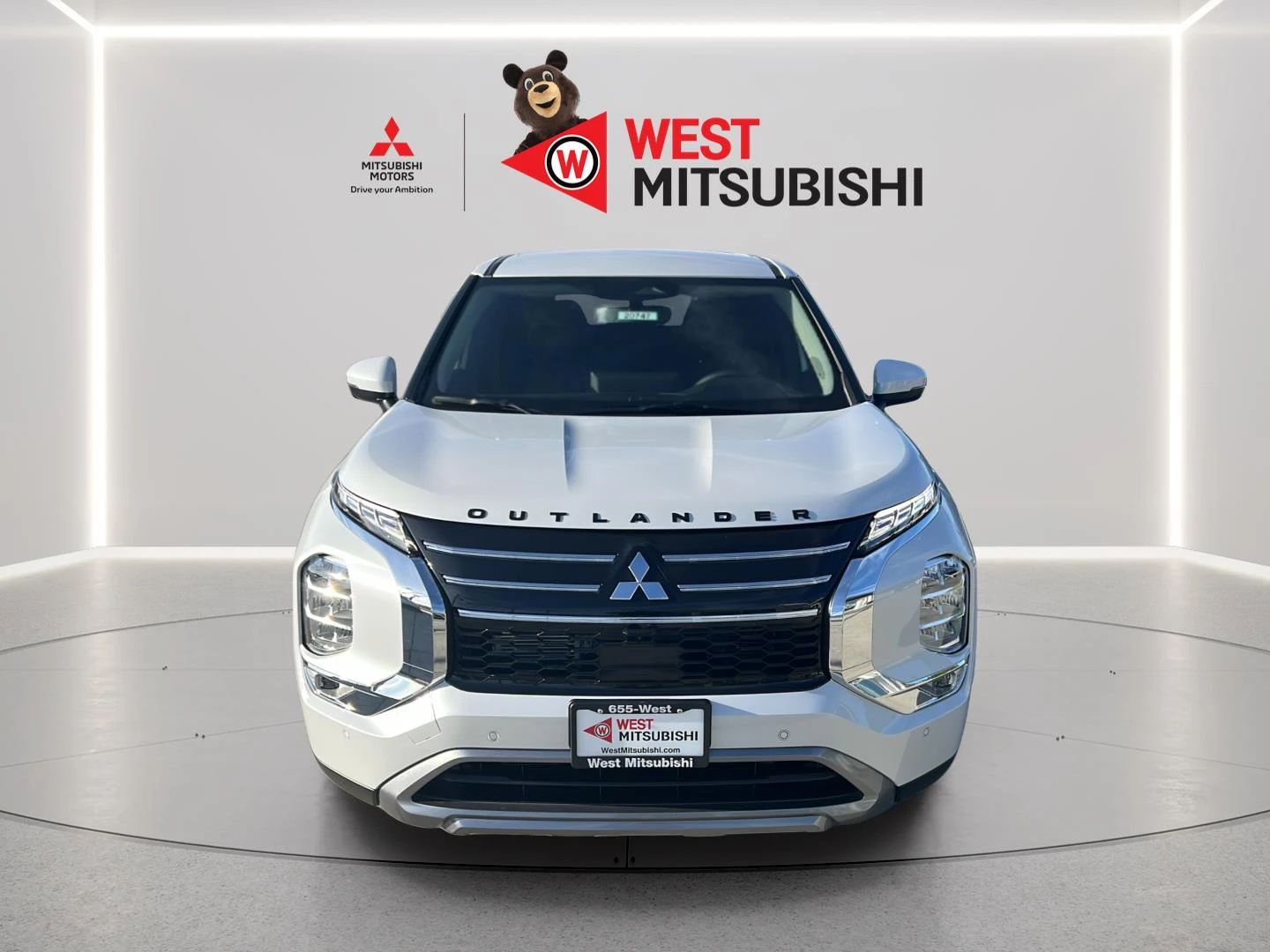2026 Mitsubishi Outlander SE FWD's photo