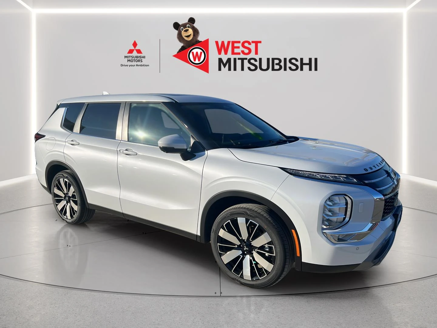 2026 Mitsubishi Outlander SE - Photo 6