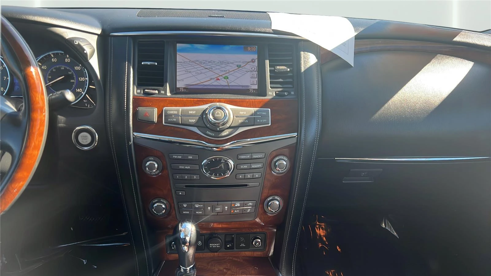 2017 INFINITI QX80 Base - Photo 9