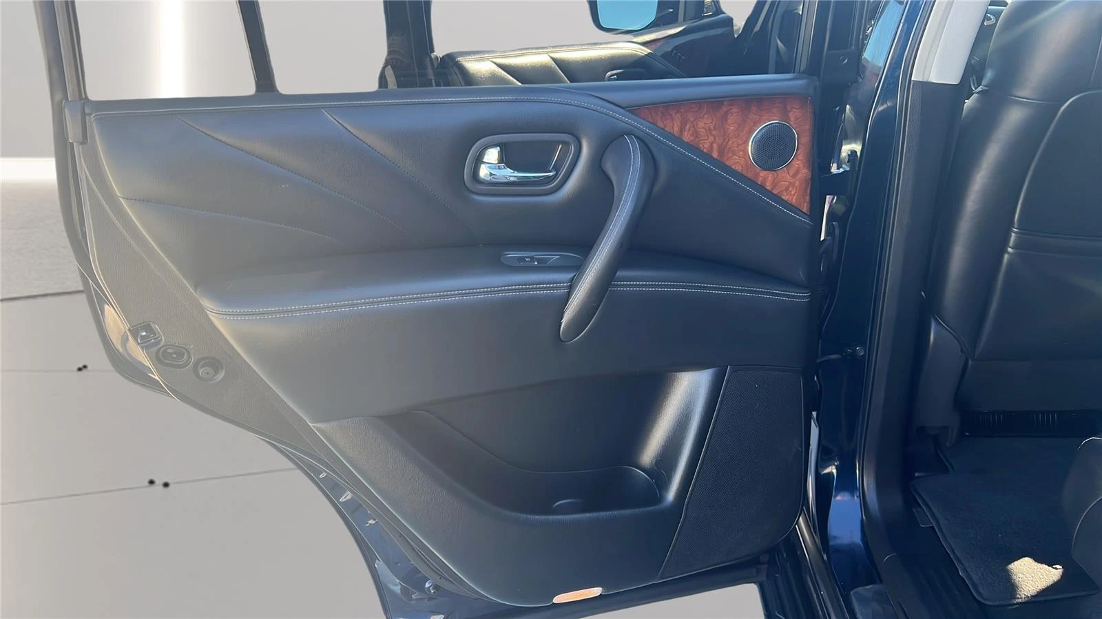 2017 INFINITI QX80 Base - Photo 13