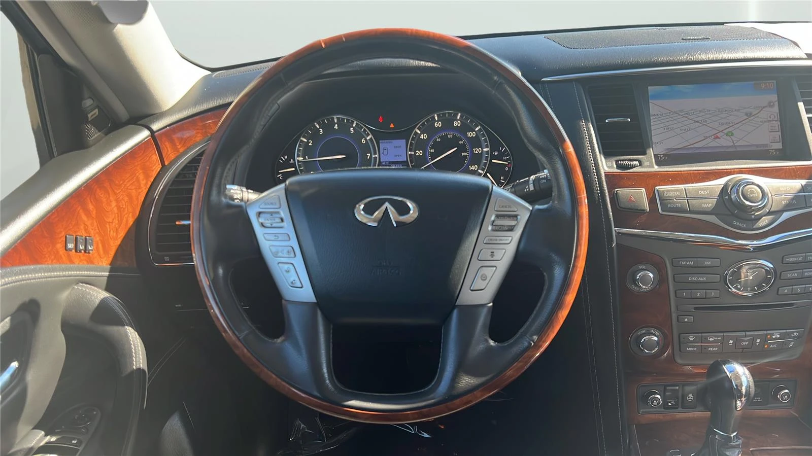 2017 INFINITI QX80 Base - Photo 10