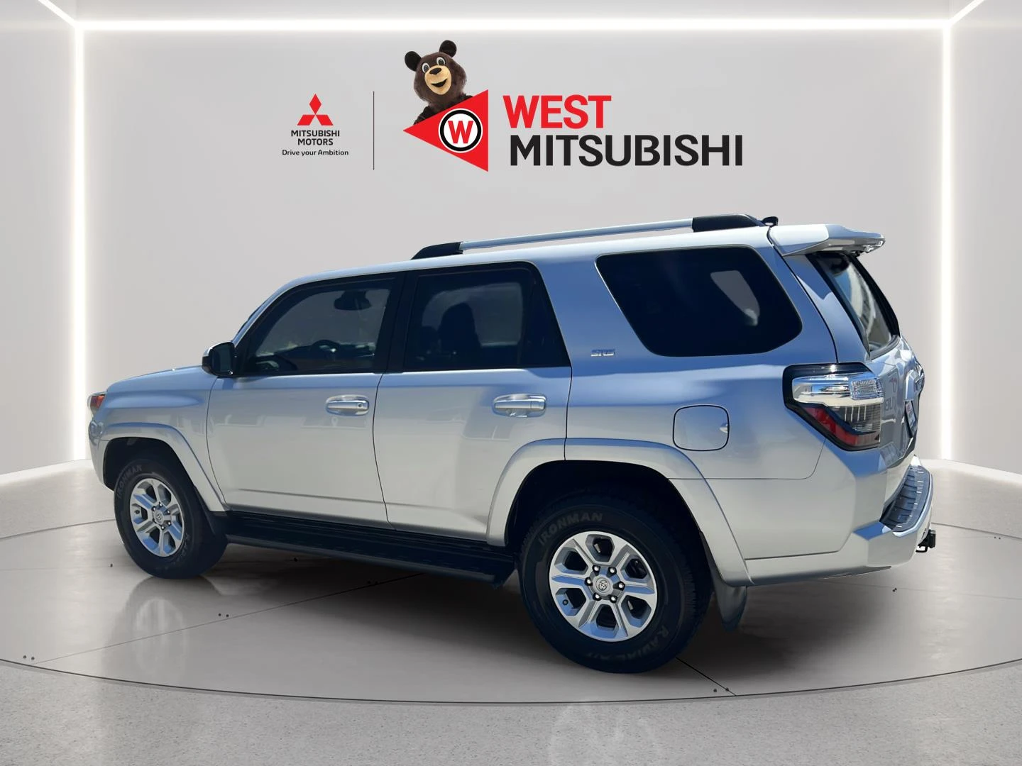 2020 Toyota 4Runner SR5 4WD V6's photo