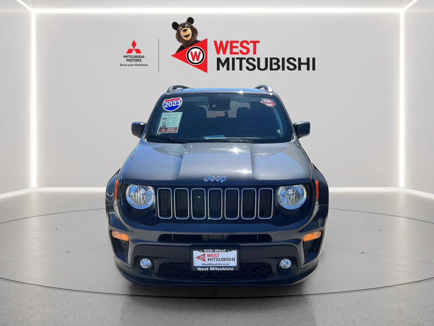2023 Jeep Renegade Latitude 4x4's photo