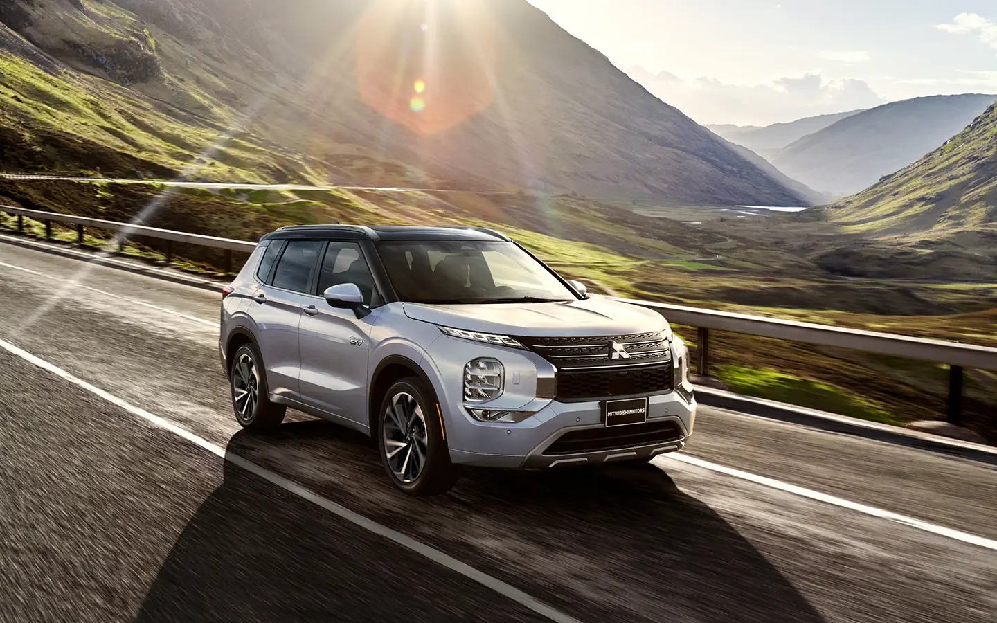 Take advantage on New Federal Tax Credits when you lease a Mistubishi Outlander PHEV